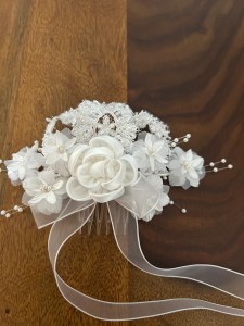18136 weiss 12€